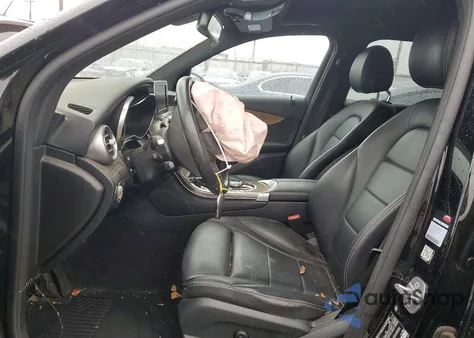 2018 Mercedes-Benz Glc 300 z USA, uszkodzony, nr VIN WDC0G4JB3JV054832